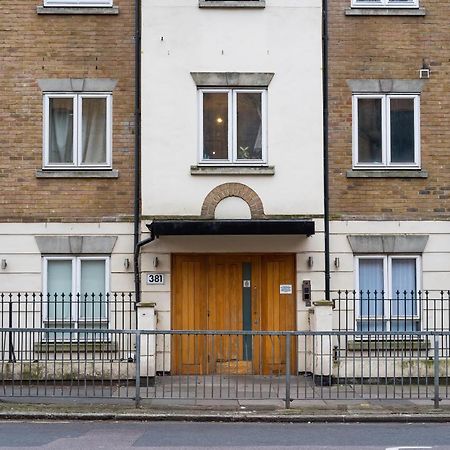 Chic 3 Bed Apartment Near London Bridge With Balcony Екстер'єр фото