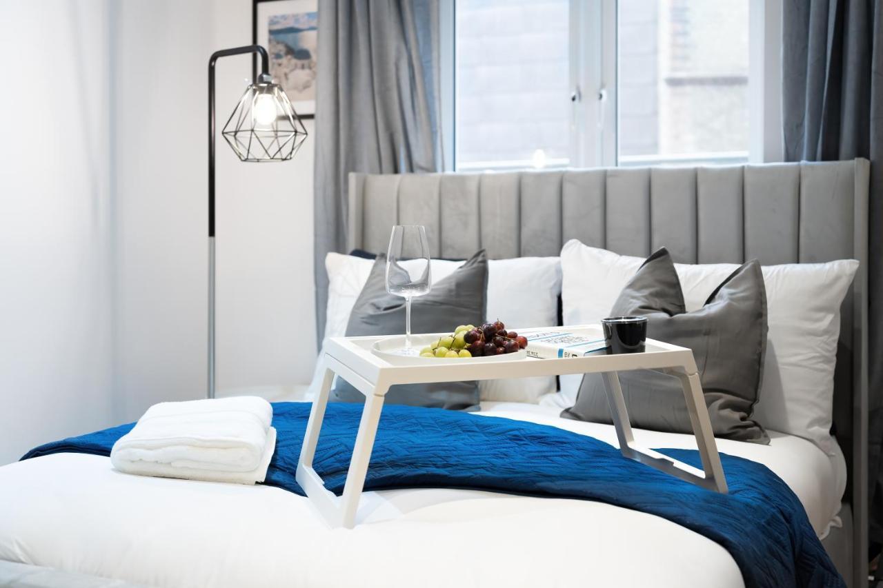 Chic 3 Bed Apartment Near London Bridge With Balcony Екстер'єр фото